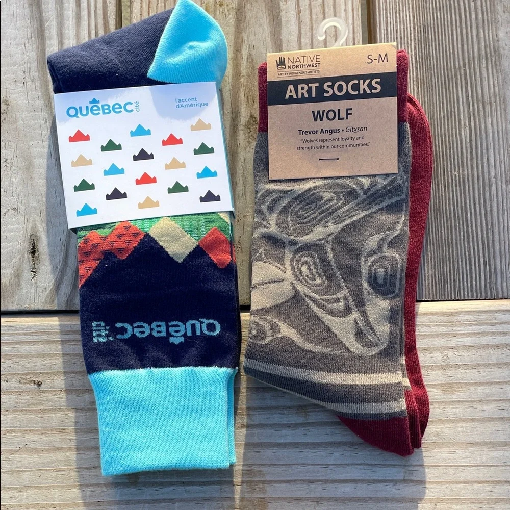 NWT Women’s Cotton Native Northwest and Quebec Socks